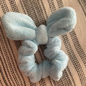 Stoney Clover terry scrunchie in blueberry